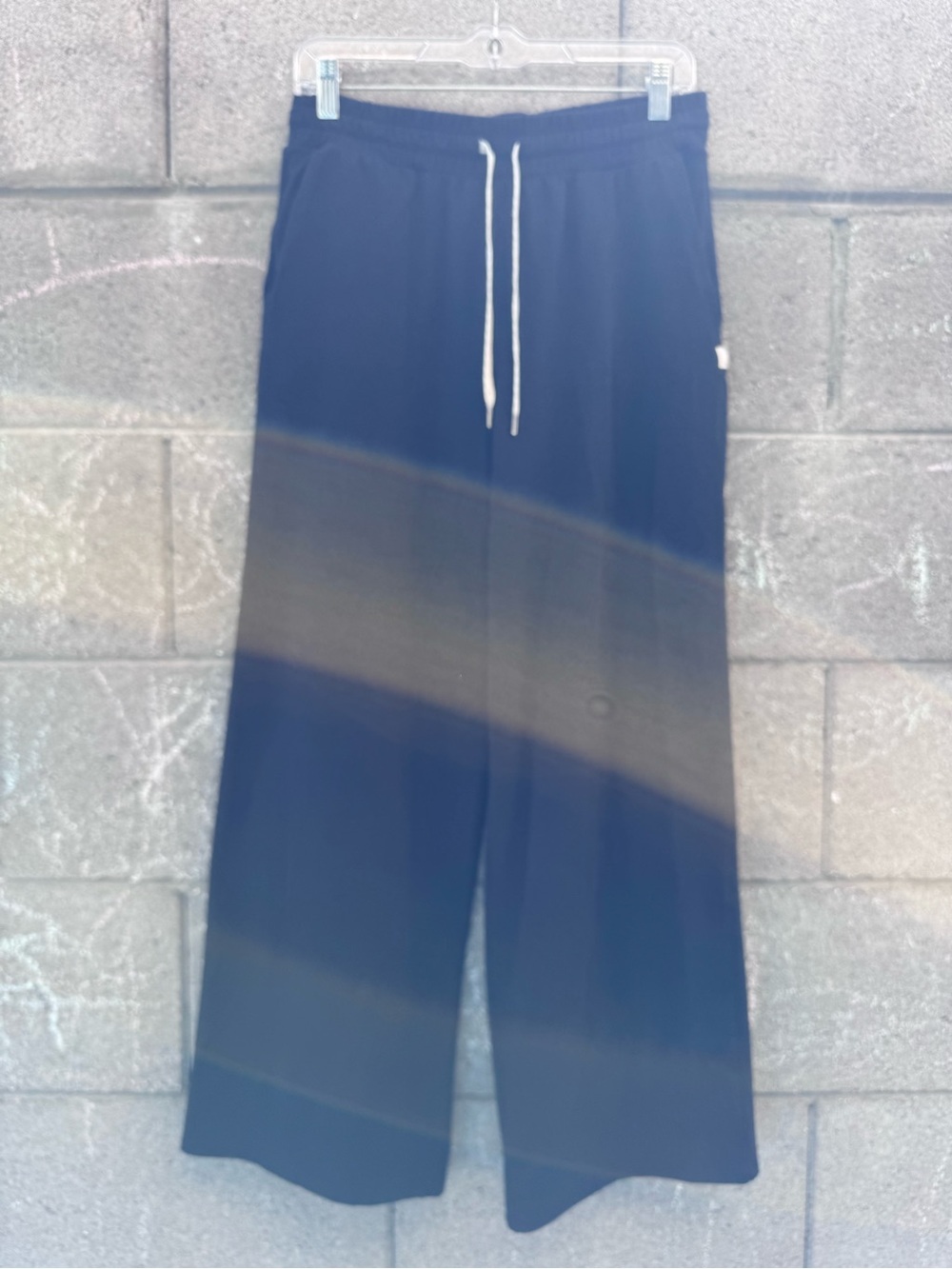 Vuori Halo Wide-Leg Drawstring Elastic Waist Pants Pockets Medium